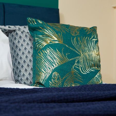 Exquisite Cambridge Abode - Sleeps 6 - Parking Apartamento Exterior foto